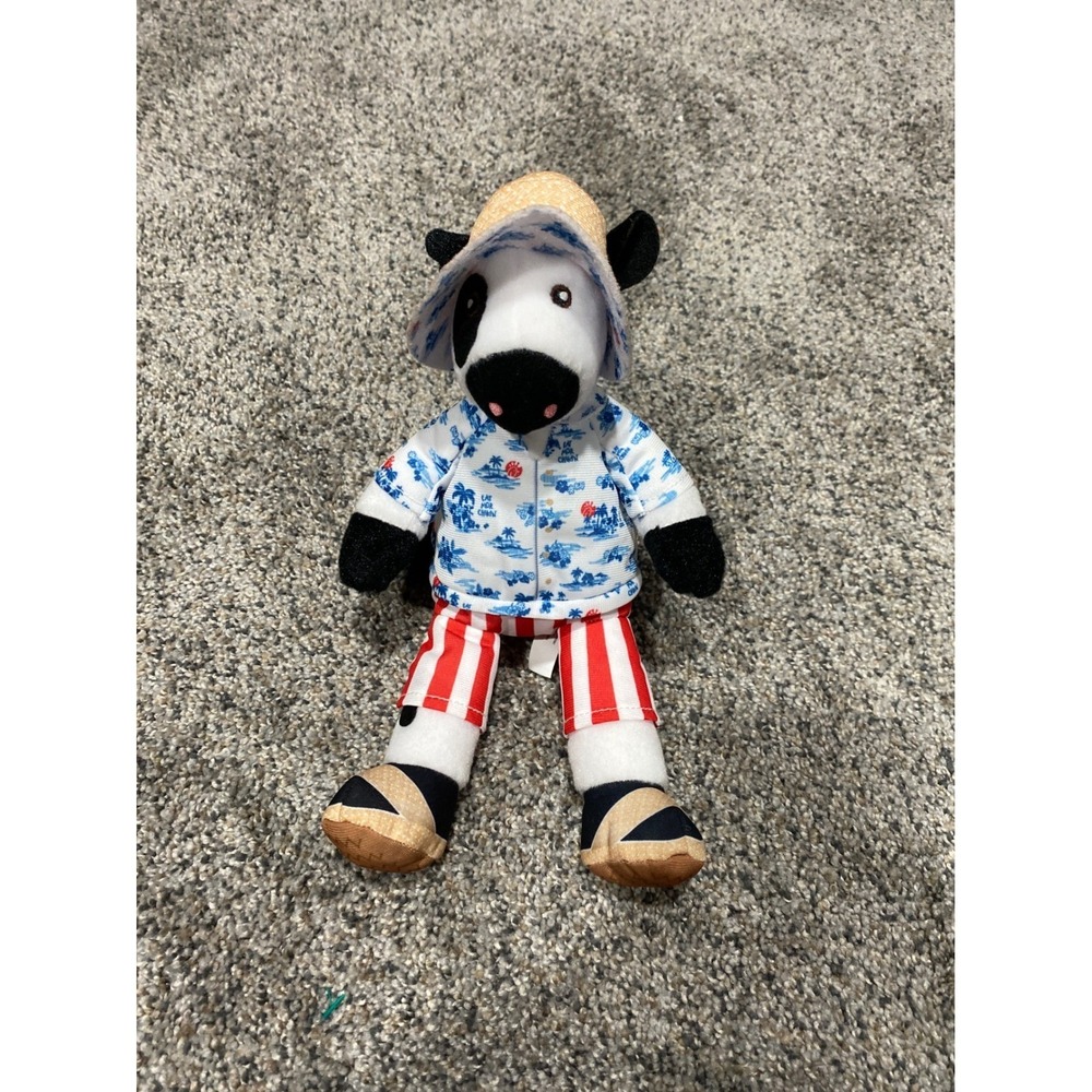 Chick-fil-A Plush Cow Hawaiian Shirt Sun Hat Tropical Vacation Collectible 2025